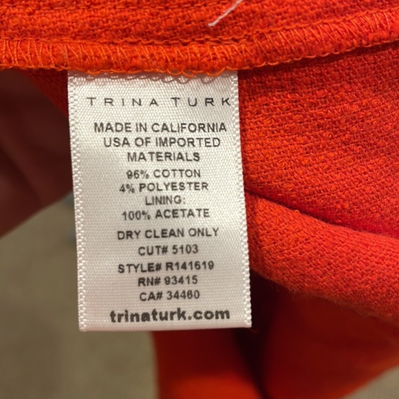 Trina Turk Shorts. Designer shorts. Size 4. - Picture 6 of 6